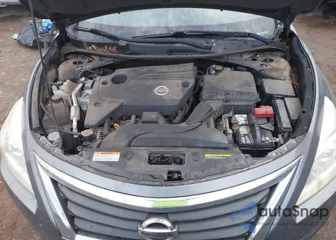 2015 Nissan Altima 2.5 S из США, поврежденный, VIN 1N4AL3AP0FN355986